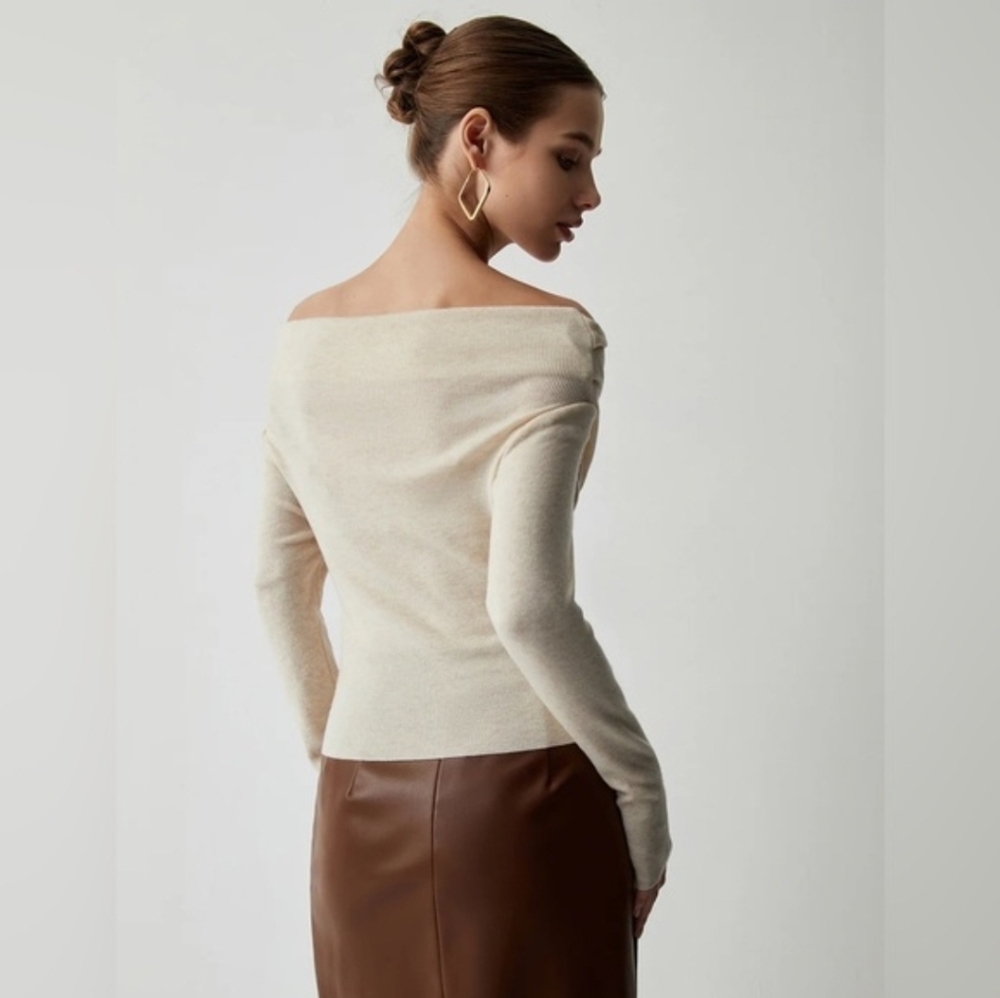 NWT Commence Elegant Cream Off-Shoulder Women's Knit Top - L - Picture 4 of 6